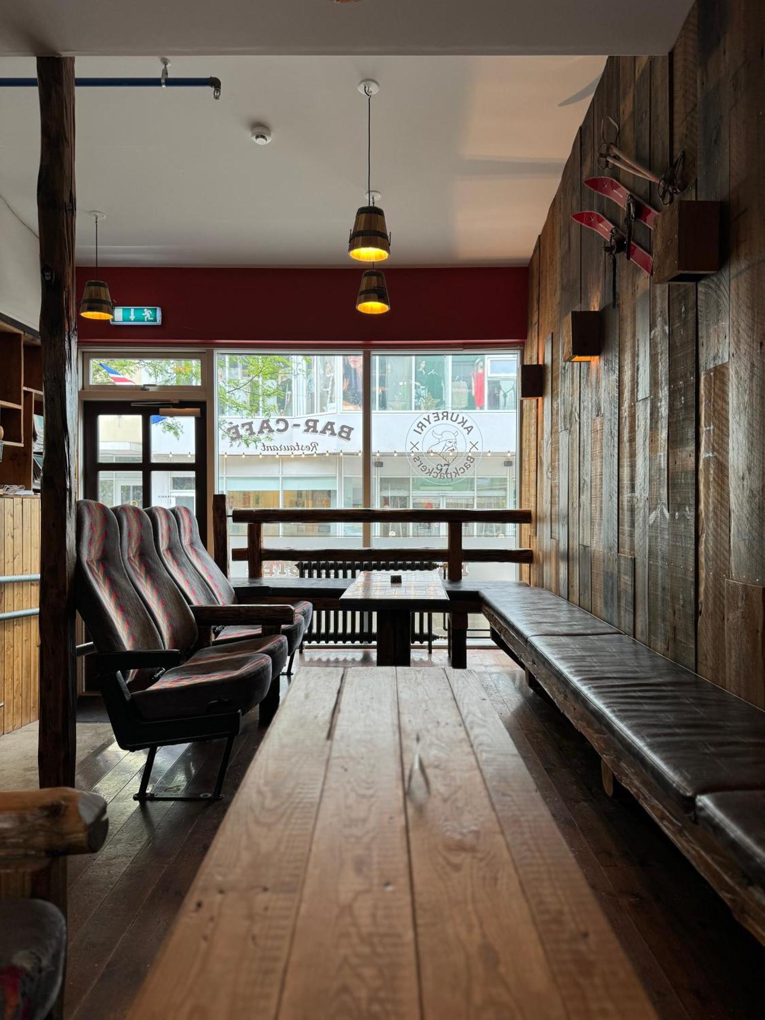 Akureyri Backpackers Hostel Екстериор снимка