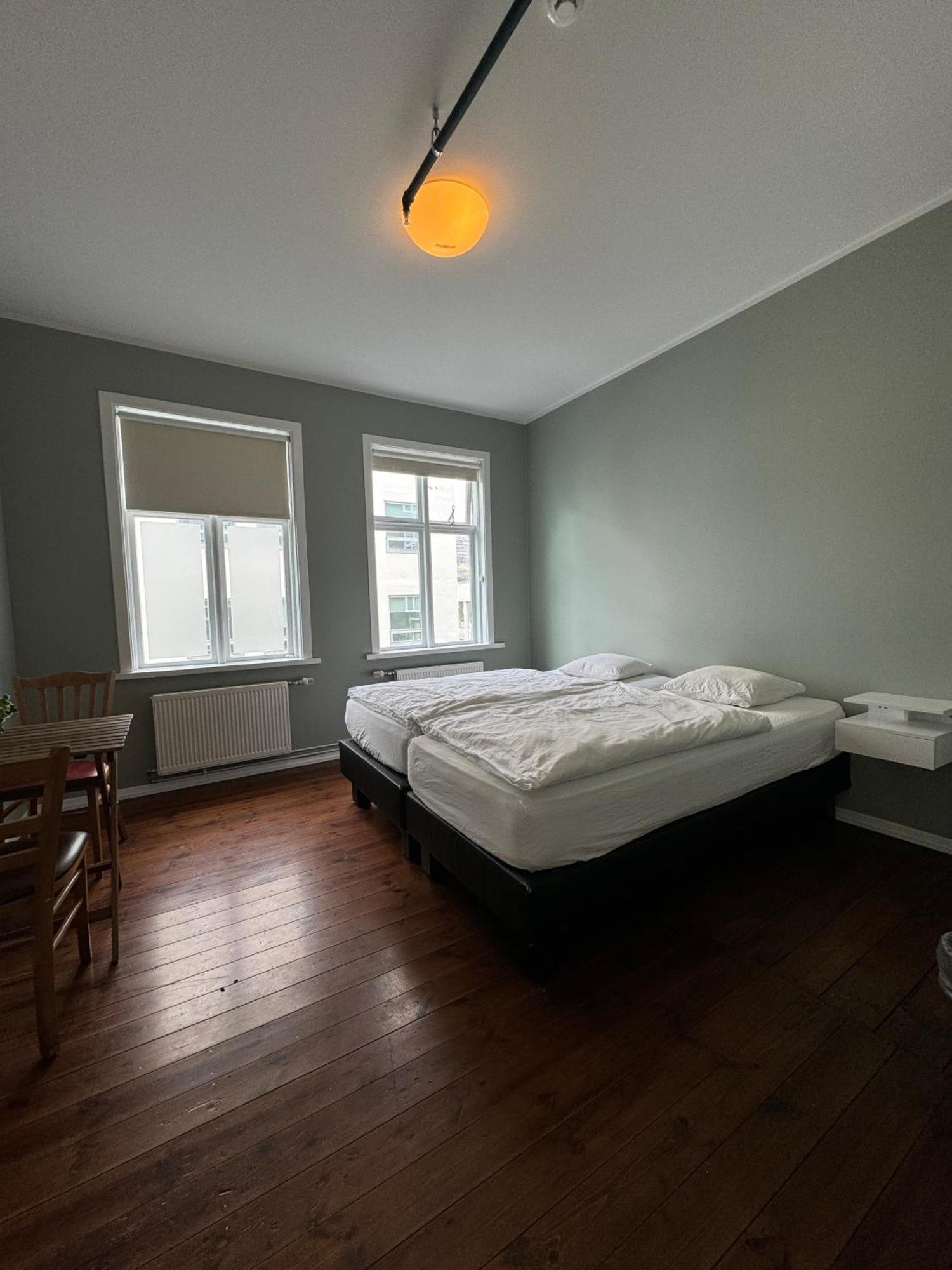 Akureyri Backpackers Hostel Екстериор снимка