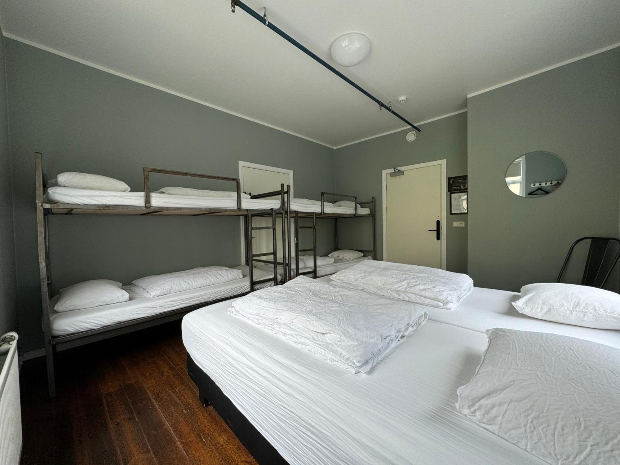 Akureyri Backpackers Hostel Екстериор снимка
